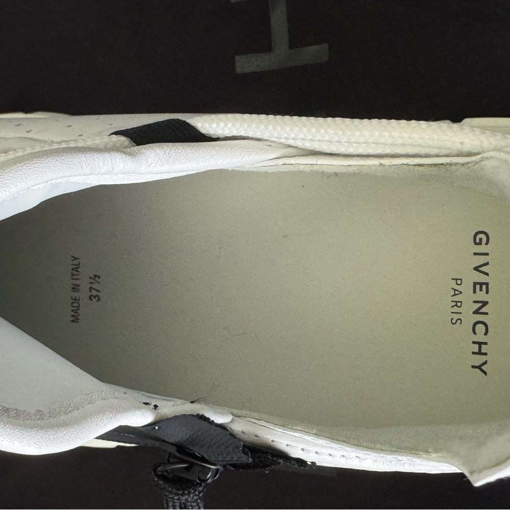 Givenchy Spectre Sneakers 37.5 - Picture 9 of 12
